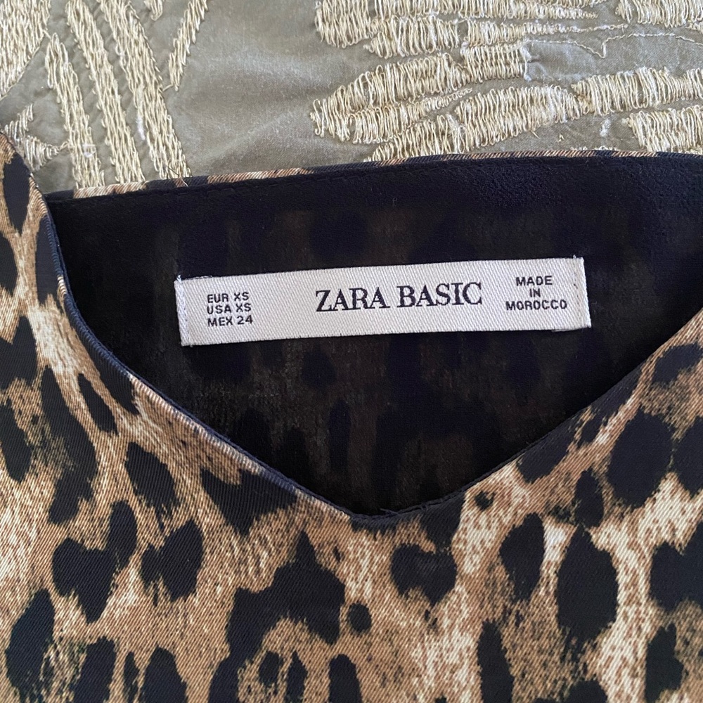 Zara Top - Picture 2 of 5